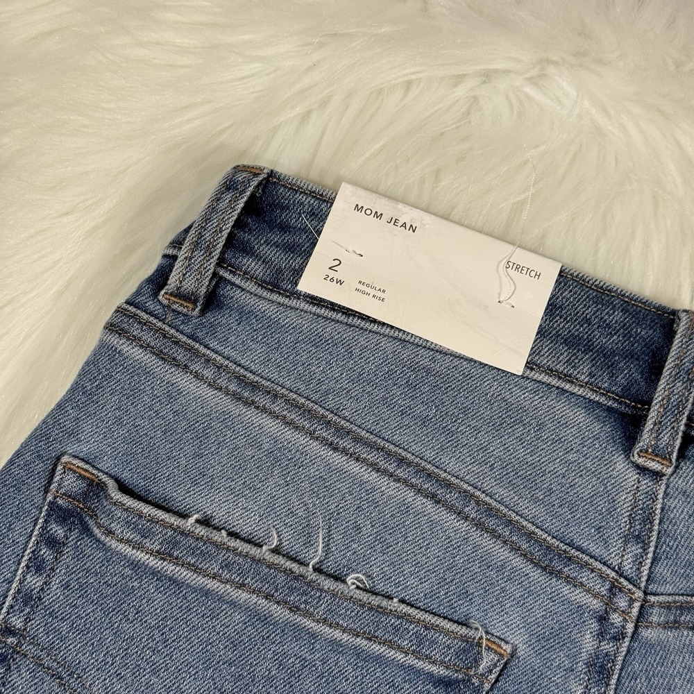 American Eagle Women's Size 2 R Distressed Mom Denim Jeans - Picture 9 of 9
